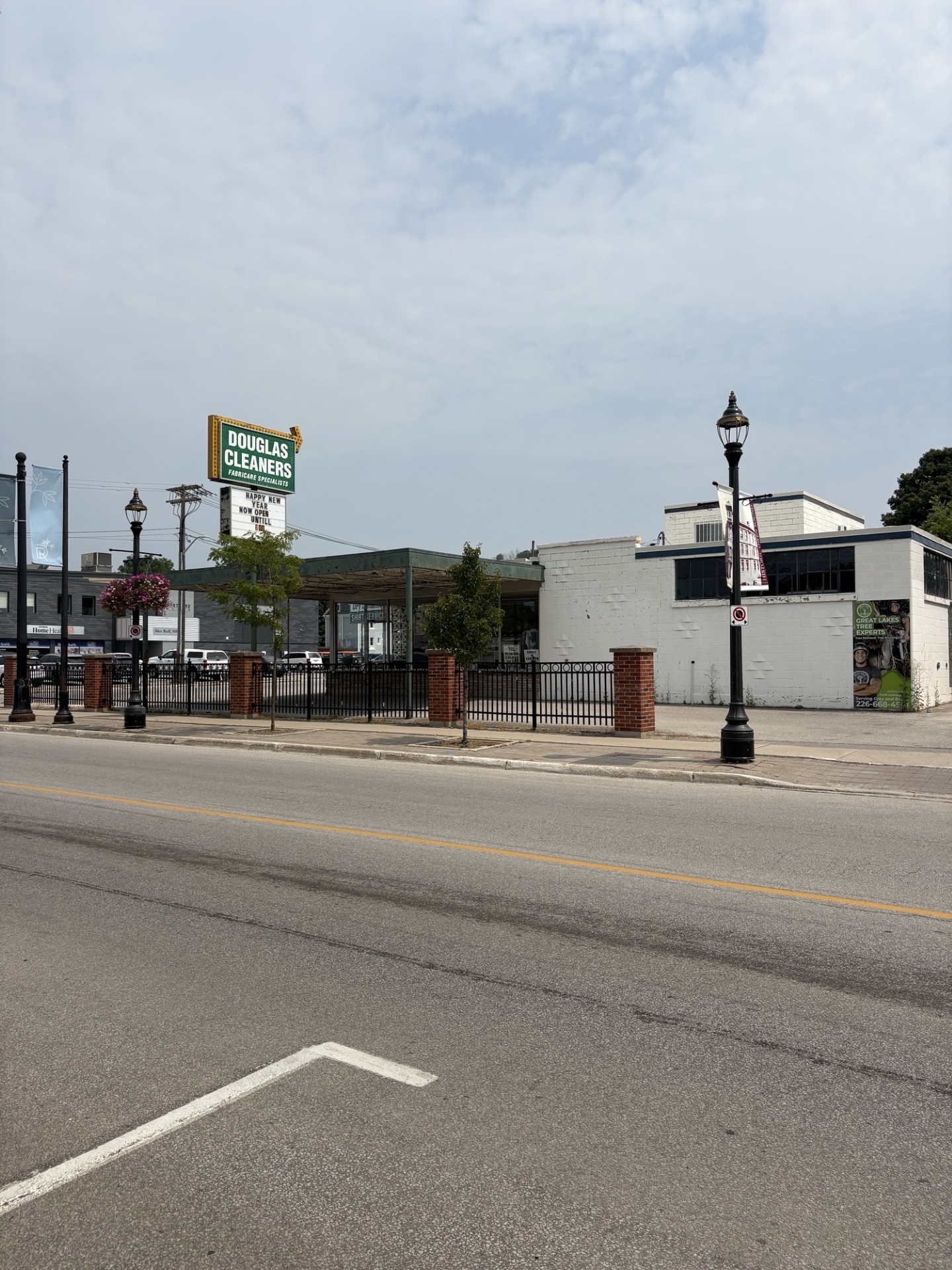 Image of storefront for Douglas Cleaners